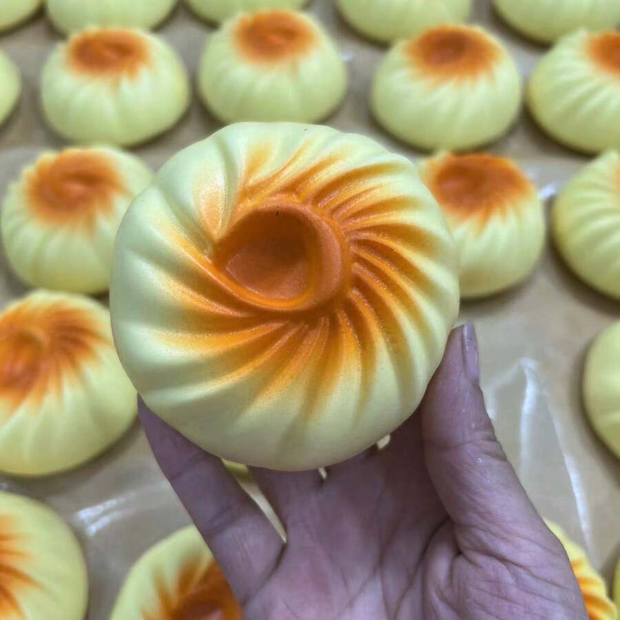 1个2026年畅销款软绵绵发圈香氛慢回弹减压玩具，天然泡沫高低设计，节日、生日完美礼物，趣味礼品 - 彩色 - 查看 1