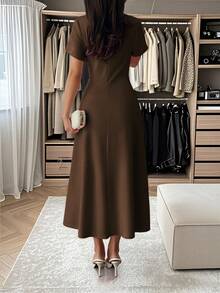 PoPoHouse 女士优雅性感短袖圆领长连衣裙，适合派对、通勤、夏季度假等场合 - 棕色 - 查看 2