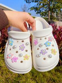 16 szt. 3D żywiczne ozdoby do butów w kształcie kwiatków DIY – zabawne, uniwersalne, spersonalizowane ozdoby do butów, idealne prezenty na święta, imprezy i specjalne okazje - Wielokolorowe - Zobacz 2