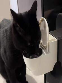 Cat Toilet Water Bowl, Easy To Clean Pet Bowl, Funny Drinking Water Device For Cats And Dogs, Pet Supplies - 1L - View 4