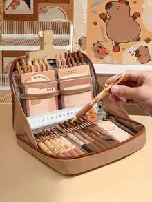 超值！水鼠文具笔袋礼盒套装，大容量翻盖文具盒，学生日常文具笔袋，可爱水鼠配件文具礼盒套装，返校文具礼盒套装，多功能笔袋，防水防污文具笔袋，小学生文具礼盒套装。笔袋可随意装饰。返校季，学习用品，笔袋，背包