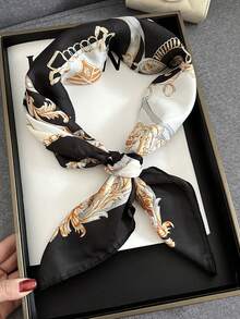 1pc Women's Metal Chain Printed Pattern Satin Square Scarf, 70*70cm, Suitable For Travel, Vacation, Street Style, Multifunctional Headband, Can Be Used As Headband, Hair Accessory, Scarf, Etc.