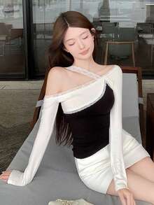 韩版性感撞色蕾丝斜肩长袖T恤，修身收腰设计，显瘦显瘦，春季款 - 黑白拼接 - 查看 2