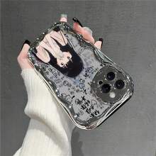 アニメガールサプライズエクスプレッション電話ケース  17  16 Pro Max  15 Pro Max  13 および  12 と互換性があります。プレミアム電気メッキ仕上げのオールソフトTPU素材で作られています。クリーミーな波の質感。フルエッジ保護。正確なカットアウト。ぴったりフィット。快適なグリップと優れた質感。家族、友人、恋人、ボーイフレンド/ガールフレンド、バレンタインデーに最適なギフトです。 - シルバー - チェックする 3