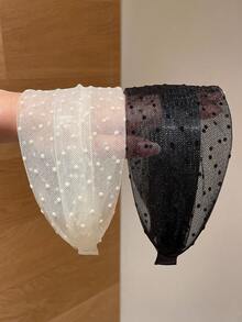 1条女士时尚网纱宽檐发带,适合日常休闲佩戴,可遮盖发际线,打造盘发造型,并可修饰分叉发梢。用途广泛,是送给女朋友、时尚达人、居家人士、护肤爱好者的理想礼物,四季皆宜,也是节日和开学季的送礼佳品。这款发带兼具发箍、发圈和家居美发配件的功能,是您居家美发的理想之选。 - 彩色 - 查看 6