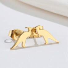 1 Pair Golden Dragon-Shaped Stud Earrings ‌, Retro Style Fashionable Accessories, Cute Earrings, Suitable For Daily Wear - GED503 - View 1