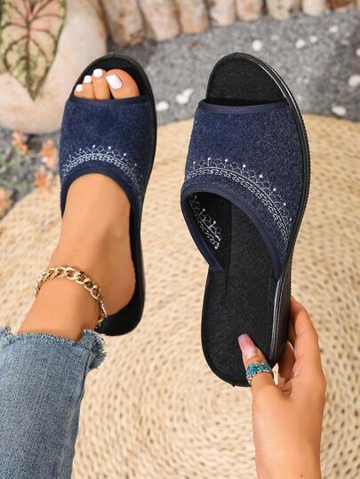 Women's Geometric Pattern Slip-On Slippers, Comfortable, Fashionable, Versatile, Lightweight, Non-Slip, Sole, Suitable For Indoor Home Wear, Spring/Autumn