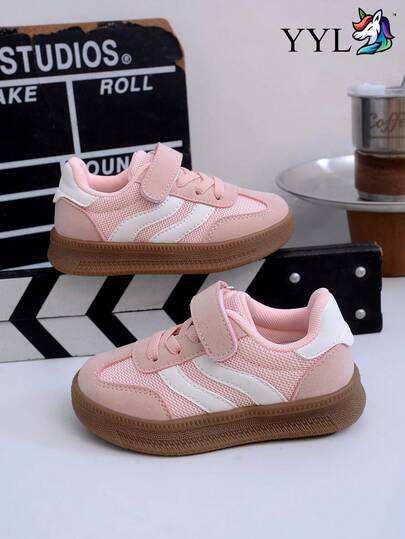 1双春季新款婴儿运动鞋，时尚舒适防滑耐穿纯色女童运动鞋，轻便一脚蹬休闲男童运动鞋，模压鞋垫设计，适合日常穿着和跑步