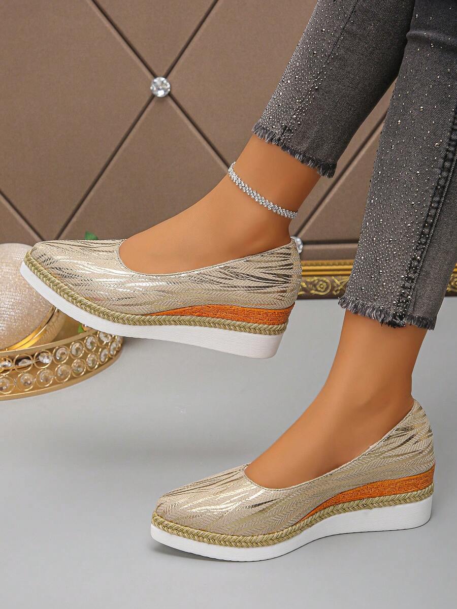 2026春秋新款时尚厚底编织一脚蹬女鞋，休闲百搭尖头高跟坡跟复古乐福鞋 - 金色 - 查看 1