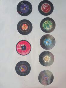 两套复古摇滚音乐派对装饰纸花环，迪斯科派对音符唱片螺旋装饰吊坠，黑胶唱片装饰，复古音乐派对装饰彩带，彩色镂空墙面装饰，适用于1950年代主题派对、音乐派对用品、艺术家工作室、70/80年代复古风格、天花板窗户装饰 - 彩色 - 查看 9