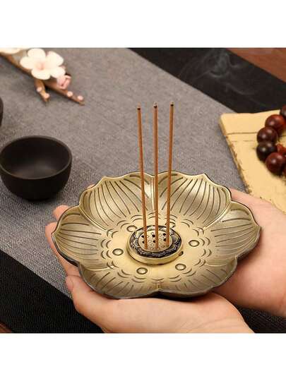 3.7in Plum Blossom-Shaped Multifunctional 9-Hole Ash Catcher Incense Burner Candlestick Coaster Tray For Home Yoga Meditation Aromatherapy,Encensoir,Bruleur Encens,Incense Sticks,Insense Holde,Bruleur Encens,Encens,Quemador De Incienso,Incienso,Valentine's Day Gift,Valentine's Day,Incense Burner,Incense Holder,Incense Stick Holder
