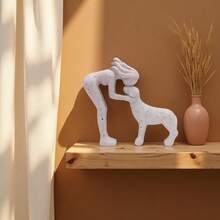 1 peça de arte em resina representando a amizade entre menina e cachorro, estátua de menina e cachorro, comemorando seu vínculo, elegante presente de decoração para casa, para aqueles que têm amizades preciosas, decoração de quarto, lembra a menina com seu fiel companheiro de estimação, estatueta para ambientes internos/externos, decoração de Natal - Multicolorido - Ver 16