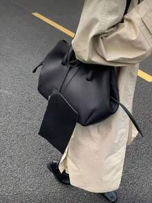 复古大容量女包，新款休闲百搭通勤单肩包，手提包，纯黑色PU材质，荔枝纹理绗缝，配有强力磁扣。 - 黑色 - 查看 5