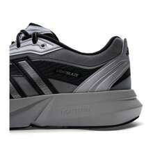 Adidas 男士跑步鞋，舒适休闲鞋，LIGHTBLAZE GLOW 日常缓震运动鞋 HQ7451 - 金屬銀/一號黑/淺灰 - 查看 8