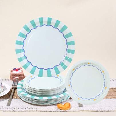 10个/20个/40个/50个装，夏季蓝色条纹西海岸9英寸和7英寸纸盘 | 单身派对装饰、告别单身派对、生日派对用品、新生儿派对、条纹蛋糕盘、薄荷绿和浅蓝色条纹一次性纸盘 - 扇形边缘带星形装饰，适用于春季早午餐、男孩生日、婴儿派对和野餐餐具