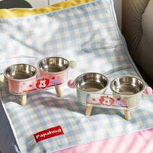 1pc Cute Cartoon Pet Feeding Double Bowl, Neck-Protecting Raised Stand, Anti-Slip Anti-Spill Pet Bowl - 500ml - View 4