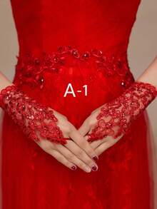 1双新娘蕾丝和水钻装饰镂空无指短款婚礼手套女士情人节秋季配饰 - 紅色 - 查看 19