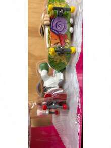 TendenciaTech Deck Sk8 Crew Pack Doble Patinet Muñeco Tiburon Caracol Multicolor Rojo Y AmarilloCalidad premium - 1 - Ver 5