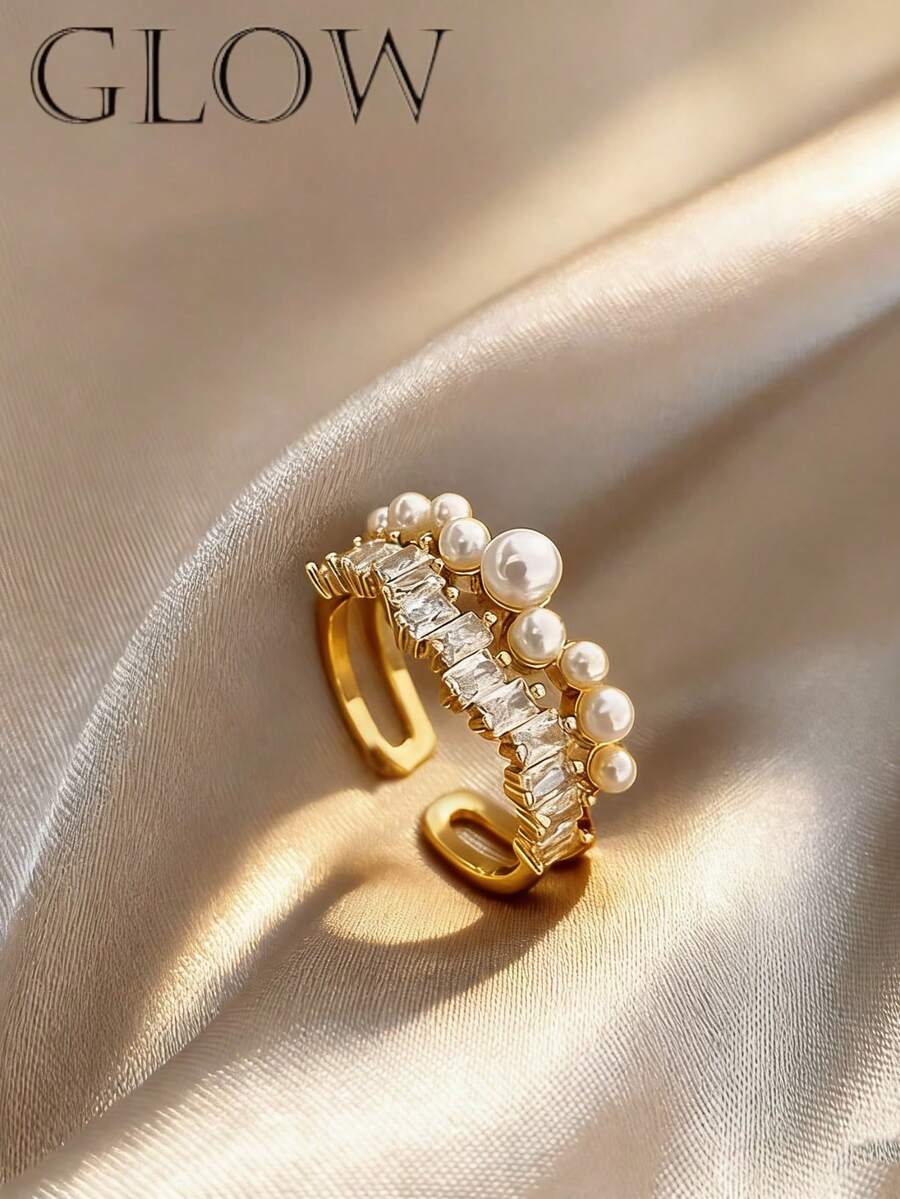 1枚奢华精致小众高端铜质全钻仿珍珠戒指，适合年轻女孩、情人节、日常佩戴、节日佩戴。