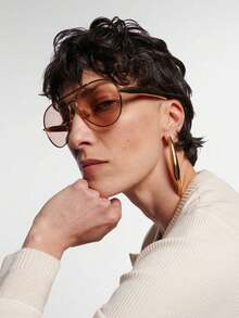 Large Frame Double-Bridge Metal Fashion Glasses, Toad Eye Glasses, High-End Retro Personalized Versatile Fashion Glasses, Suitable For Daily Wear, Street Photography, Vacation Travel, Summer Beach And Other Occasions, Ideal Accessory For Summer Beach Vacation, Outdoor Activities And Travel. Retro Style Super Large Aviator Frame, Suitable For Outfits And Back To School Season. - Champagne - View 7