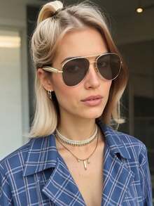 Large Frame Double-Bridge Metal Fashion Glasses, Toad Eye Glasses, High-End Retro Personalized Versatile Fashion Glasses, Suitable For Daily Wear, Street Photography, Vacation Travel, Summer Beach And Other Occasions, Ideal Accessory For Summer Beach Vacation, Outdoor Activities And Travel. Retro Style Super Large Aviator Frame, Suitable For Outfits And Back To School Season. - Champagne - View 8