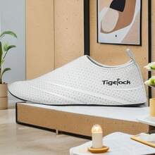TIGEROCK-2026 新款男女通用纯色室内健身鞋 - 舒适柔软弹性鞋面，柔韧鞋底 - 适合室内舞蹈、健美操、瑜伽、跑步、健身 - 也适合户外步行、沙滩、游泳 - 白色 - 查看 7