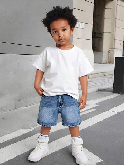 复古水洗浅色刺绣可调节腰部做旧牛仔短裤，适合小男孩