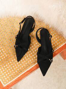 新款时尚女士尖头黑色交叉绑带休闲平底凉鞋，春夏款 - 黑色 - 查看 2