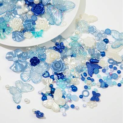 70克装浅色透明蓝粉色3D玫瑰花，晶莹剔透，适合制作手工手链、手机壳、项链、珠宝、耳环、装饰笔记本、道具、摄影装饰、贺卡、DIY礼物送给朋友、多用途穿孔饰品和情人节装饰品。