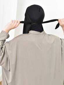 1条女士穆斯林棉质领巾，优雅休闲时尚，可快速佩戴，适合所有季节，高品质针织面料，舒适柔软。 - 黑色 - 查看 4