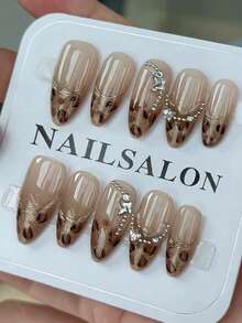 10 件性感豹纹杏仁形按压指甲，手工制作的野生豹纹假指甲，带有星星和水钻，性感而优雅，适合日常、旅行、派对，是送给女士和女孩的完美礼物