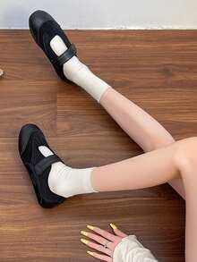 女士黑色玛丽珍平底鞋 | 可调节魔术贴透气网面舒适休闲鞋 - 黑色 - 查看 3