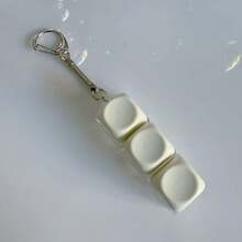 1 móc khóa giảm căng thẳng chủ đề bàn phím nhiều màu sắc - Đồ chơi kẹp tiện dụng, thích hợp cho chìa khóa và túi xách, vật trang trí dễ thương (không cần pin). - Nhiều màu - Xem 3