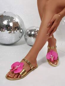 Sandalias planas para mujer, sandalias de playa, de piel de PU, sandalias de mujer de metal puro, playa, primavera verano, nuevas sandalias de playa casuales versátiles con perlas, resort de playa, sandalias de mujer de piel de PU, playa al aire libre, sandalias de primavera verano, sandalias de mujer, sandalias de verano para mujer, zapatos de verano, sandalias elegantes para mujer, ropa casual de negocios para mujer, sandalias de verano para mujer, zapatos elegantes para mujer, ropa de verano, ropa casual de negocios para mujer - Dorado - Ver 10