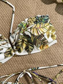 Conjunto de biquíni feminino de duas peças com estampa tropical, elegante e casual, com detalhes coloridos em miçangas, ideal para praia, formatura ou férias. - Multicolorido - Ver 3
