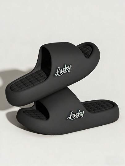 Pantoufles oursons mignonnes, unisexes - Adorable motif ours, confortables, semelle souple antidérapante en EVA, légères et respirantes, idéales pour l'intérieur et l'extérieur, pantoufles confortables pour la maison, chaussures décontractées à la mode et élégantes, pantoufles d'été confortables pour tous les jours, chaussures mignonnes populaires, un choix décontracté et relaxant