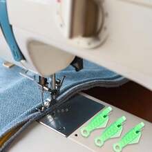 30pcs Fish Mouth Needle Threader, Sewing Machine Needle Threaders Automatic Needle Threader Simple Needle Threader For Sewing DIY Craft (Green) - ColorA - 查看 5