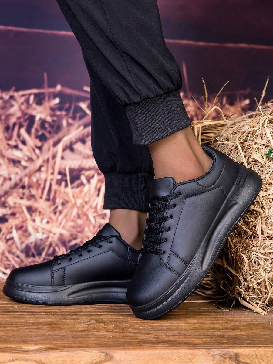 男士春季休闲网面运动鞋，百搭时尚全黑透气跑步鞋 - 黑色 - 查看 1