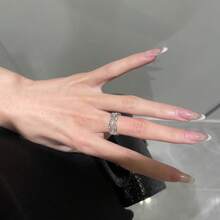 An Italian Medieval Old Money Style Hollow Lace Honeycomb Ring Light Luxury Epoxy Inlaid Diamond Brushed Stacked Marquise Women's Ring - C款 - 查看 7