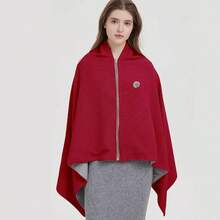 1件便携式带帽加热披肩，男女通用，USB供电，可搭配10000mAh移动电源使用，冬季户外、办公室、飞机等场合保暖。双层隔热，柔软亲肤，尺寸150*85cm，棕色。保暖、闺蜜节、宠物、嘉年华、派对装饰。 - 彩色 - 查看 21