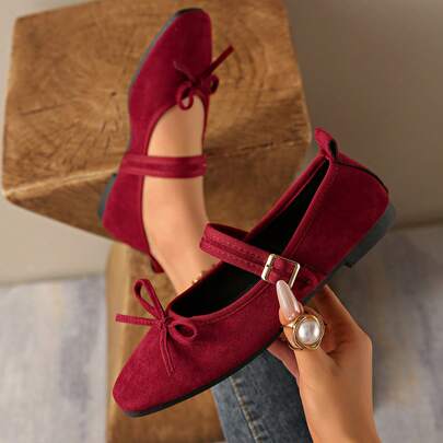 2025款方头加大码女式芭蕾舞鞋，玛丽珍软底时尚系带乐福鞋，麂皮超百搭舒适搭扣鞋