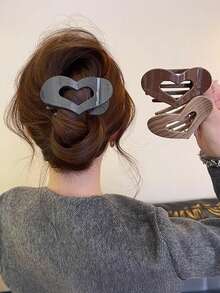 3pcs Women 3.74inch/9.5cm Hollow Heart Hair Claw Clips, Large Alligator Hair Clips For Back Of Head, High-End Hair Accessories, Fashionable Versatile, Elegant Minimalist, Tie Dye Hair Clips, Suitable For Daily, Casual, Party, Beach, Vacation, Hairstyle Design, Face/Hair Washing, Makeup, Clothing Accessories, Autumn Fashion Hair Claw Clips, Autumn Hair Accessories, Winter Hair Clips, Spring Hair Clips, Summer Hair Clips - Multicolor - View 7