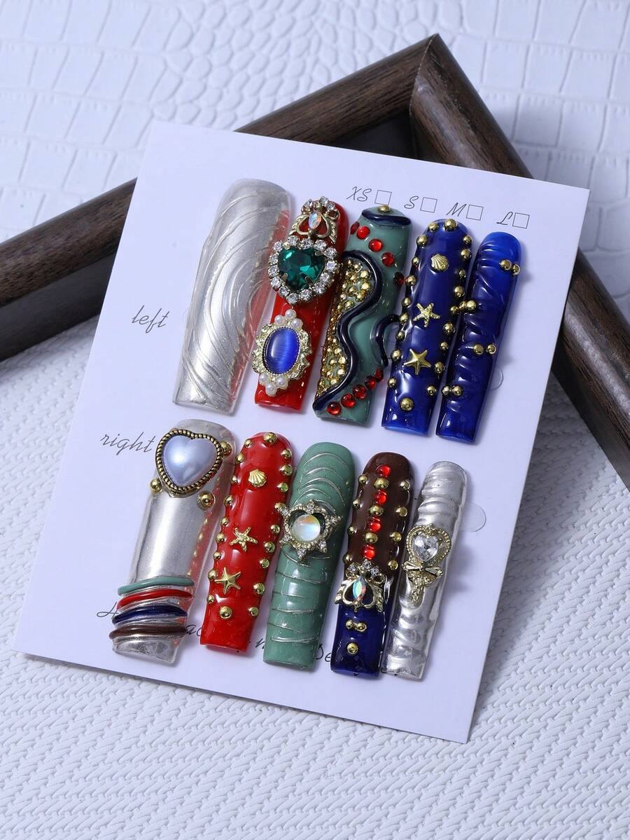 Bộ 10 chiếc đế ống hút thuốc lá dài thủ công theo phong cách Y2K nhiều màu sắc, có hình vương miện trái tim 3D đính kim cương và làm từ thép thủ công. Thiết kế này phù hợp để trang trí móng tay, bao gồm 1 miếng gel dẻo và 1 dũa móng, hoàn hảo cho sử dụng hàng ngày cũng như cho các buổi biểu diễn tại lễ hội âm nhạc Coachella, làm móng giả và các sản phẩm chăm sóc móng. - Nhiều màu - Xem 1