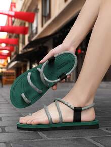 1 Pair Men's Sandals With Woven Straps, Non-Slip Soft Sole - Green - View 1