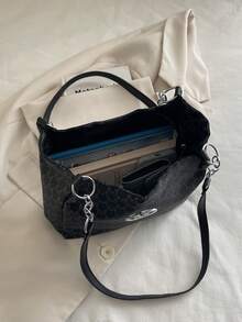 1pc Women's Fashion Commuter Letter Print Shoulder Bag, Portable Versatile Large Capacity Tote Bag, Suitable For Dates, Shopping, Gifts, Work - Black - View 3