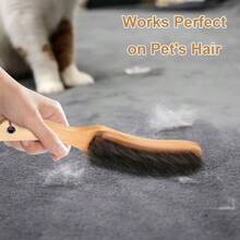 Felt Clothes Hat Brush Lint Remover, Large Black Walnut Wood Handle, Boar Bristle Lint Brush Shoes Suits, Cashmere, Wool, Velvet, Suede And Pet Hair, Easily Removes Lint Dust, Fuzz - 2 - 查看 5