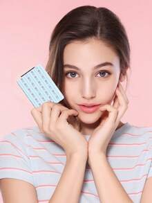 1个折叠式化妆镜，便携式小巧化妆镜，油画风格艺术装饰，轻便耐用的PU皮革，适合各种场合和人群