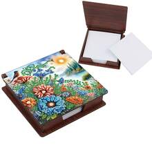 1件/8件套钻石画DIY套装,包含花朵、蜂鸟、蓝玫瑰、瓢虫、云朵、小狗、独立日、心形图案 - 不对称钻石画,绘制在木质便签盒上,附赠160张便签纸,是家居、办公室、学校用品、工艺品、可爱文具、节日和生日礼物的理想之选。 - 彩色 - 查看 15