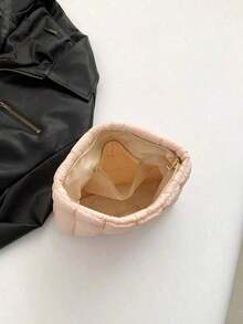 Fashionable Grid Pattern Makeup Bag, Casual Clutch, Warm Padded Down Bag With Elastic Sewing Thread Makeup Storage Quilted Bag Cozy Bag For Winter Makeup Organizer Makeup Storage Bag Mini Pouch Travel Small Makeup Case Accessories Make Up Holder Brush Bag Make Up Container Cosmetic Bag Travel Essentials Ladies Accessories Travelling Stuff Makeup Bags Makeup Pouch Make Up Pouch Back To School Supplies - Đen 2 - Xem 4