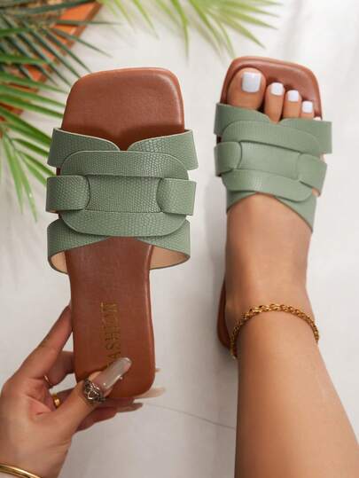 Dép xăng đan đế bằng cỡ lớn dành cho nữ, bộ sưu tập Xuân/Hè 2026, kiểu dáng giản dị và thời trang, đa năng, đế chống trơn trượt, thiết kế hở mũi, hoàn hảo cho mùa hè, lý tưởng cho kỳ nghỉ biển, kiểu xỏ chân tiện lợi, phù hợp cho mặc hàng ngày, dự tiệc và các hoạt động ngoài trời, món quà Valentine lý tưởng cho những phụ nữ sành điệu.